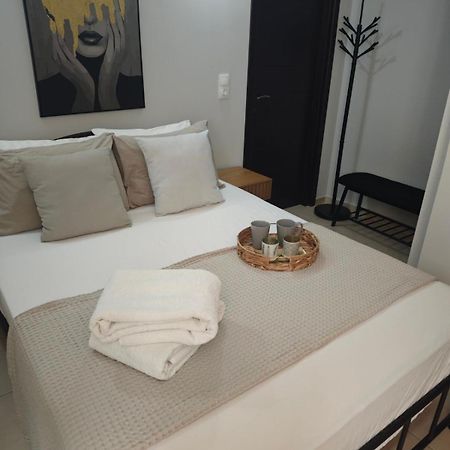 Mary'S Cozy Apartment อเล็กซานโดรโพลิส ภายนอก รูปภาพ