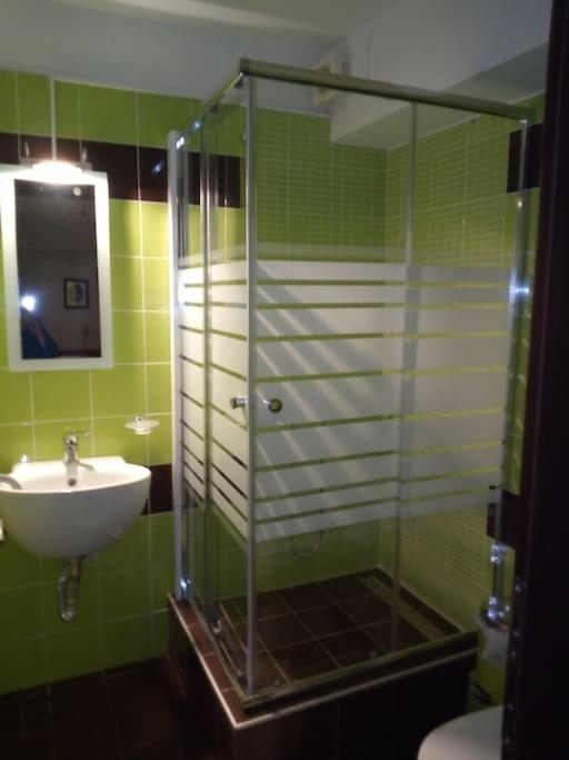 Mary'S Cozy Apartment อเล็กซานโดรโพลิส ภายนอก รูปภาพ