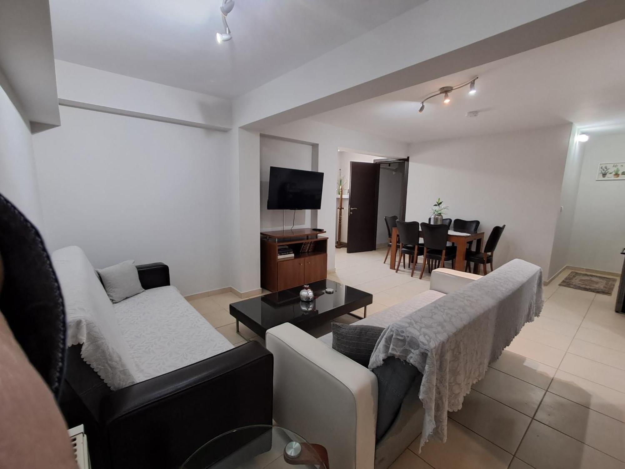 Mary'S Cozy Apartment อเล็กซานโดรโพลิส ภายนอก รูปภาพ