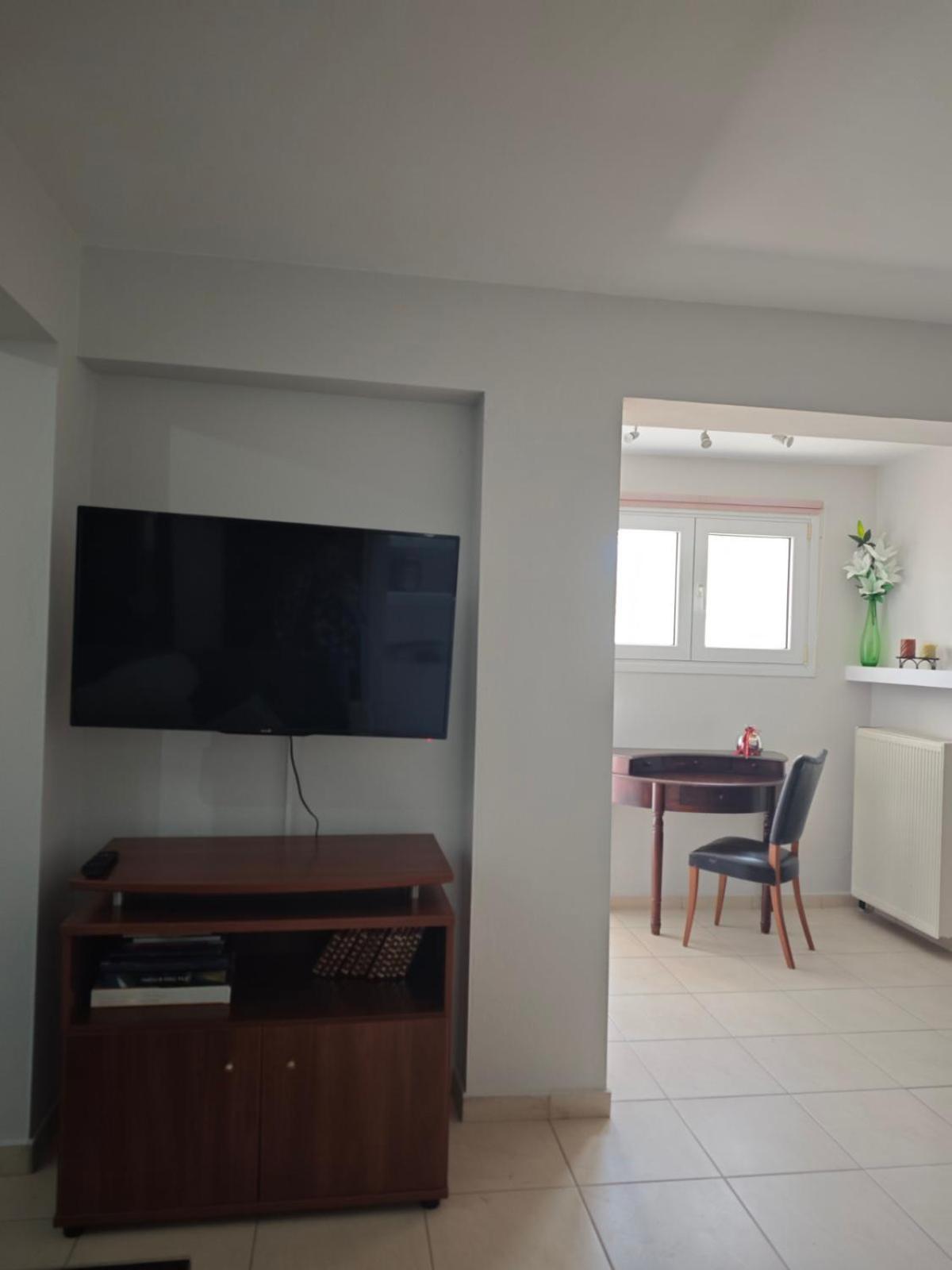 Mary'S Cozy Apartment อเล็กซานโดรโพลิส ภายนอก รูปภาพ